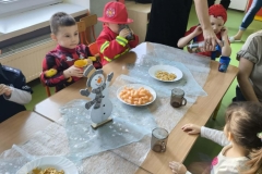 3b1af332-30ae-402c-af89-ad386c6d97bf